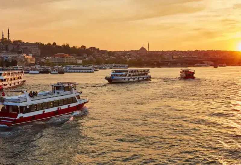 Istanbul-Bosphorus-Sunset-Cruise-on-a-Private-Yacht-4